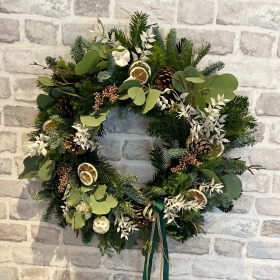 The Four Oaks Christmas Wreath Workshop